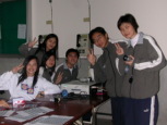 �Ӥ�02